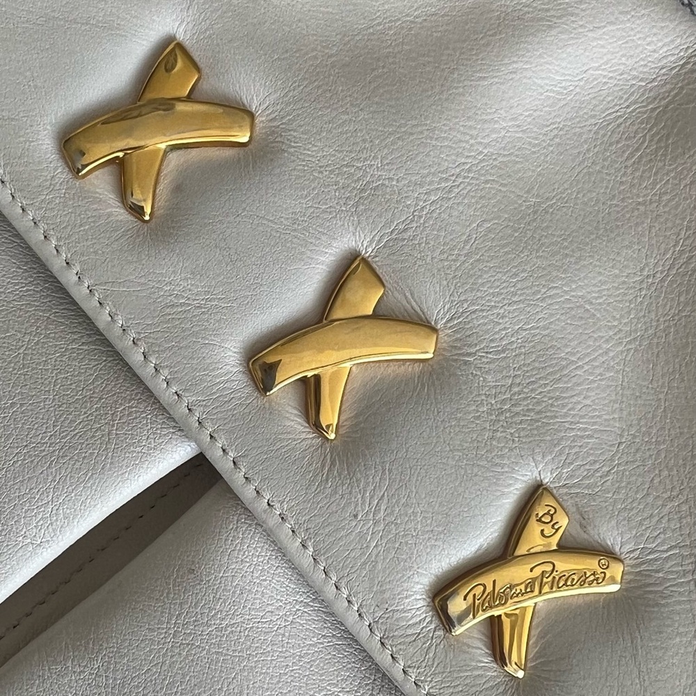 Paloma Picasso White Leather shoulder Bag with Gold logo - Picture 9 of 17